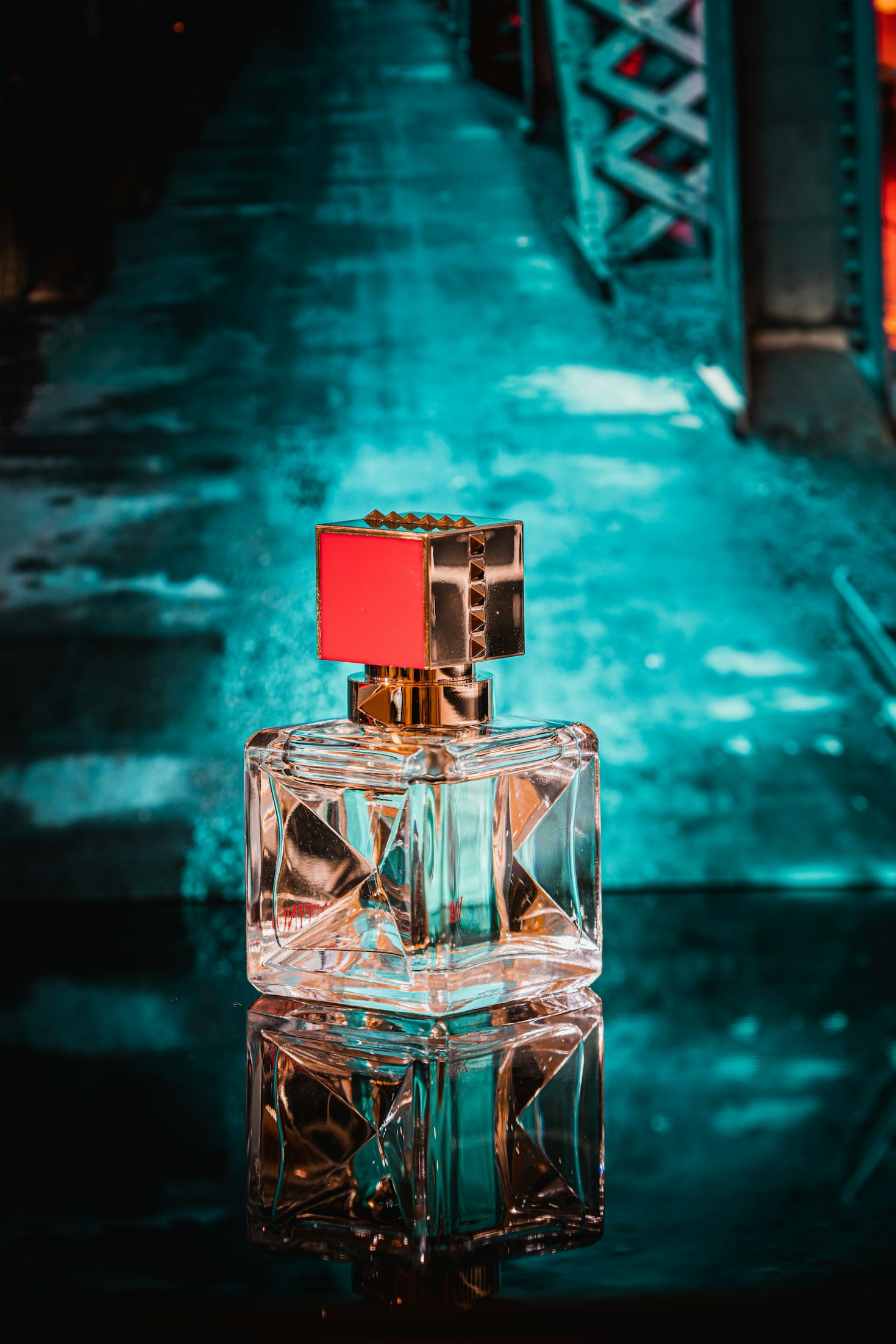 The Role of Fragrances in Personal Identity